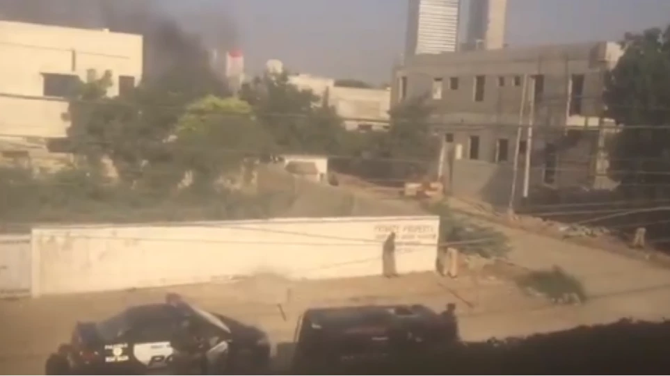 Επίθεση ενόπλων εναντίον του προξενείου της Κίνας στο Καράτσι (βίντεο)